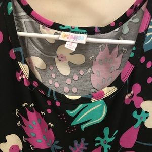 BNWOT lularoe XS Ana